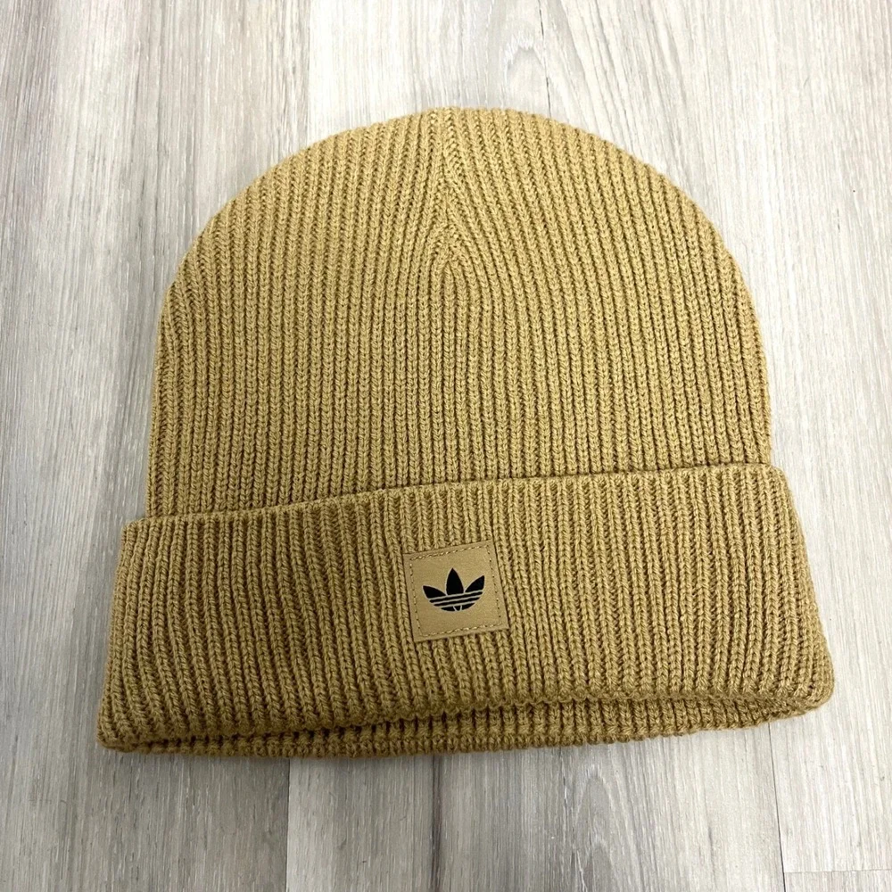 Adidas Beanie Hat Men's OS Tan Brown Ribbed‎ Trefoil Logo Patch Knit